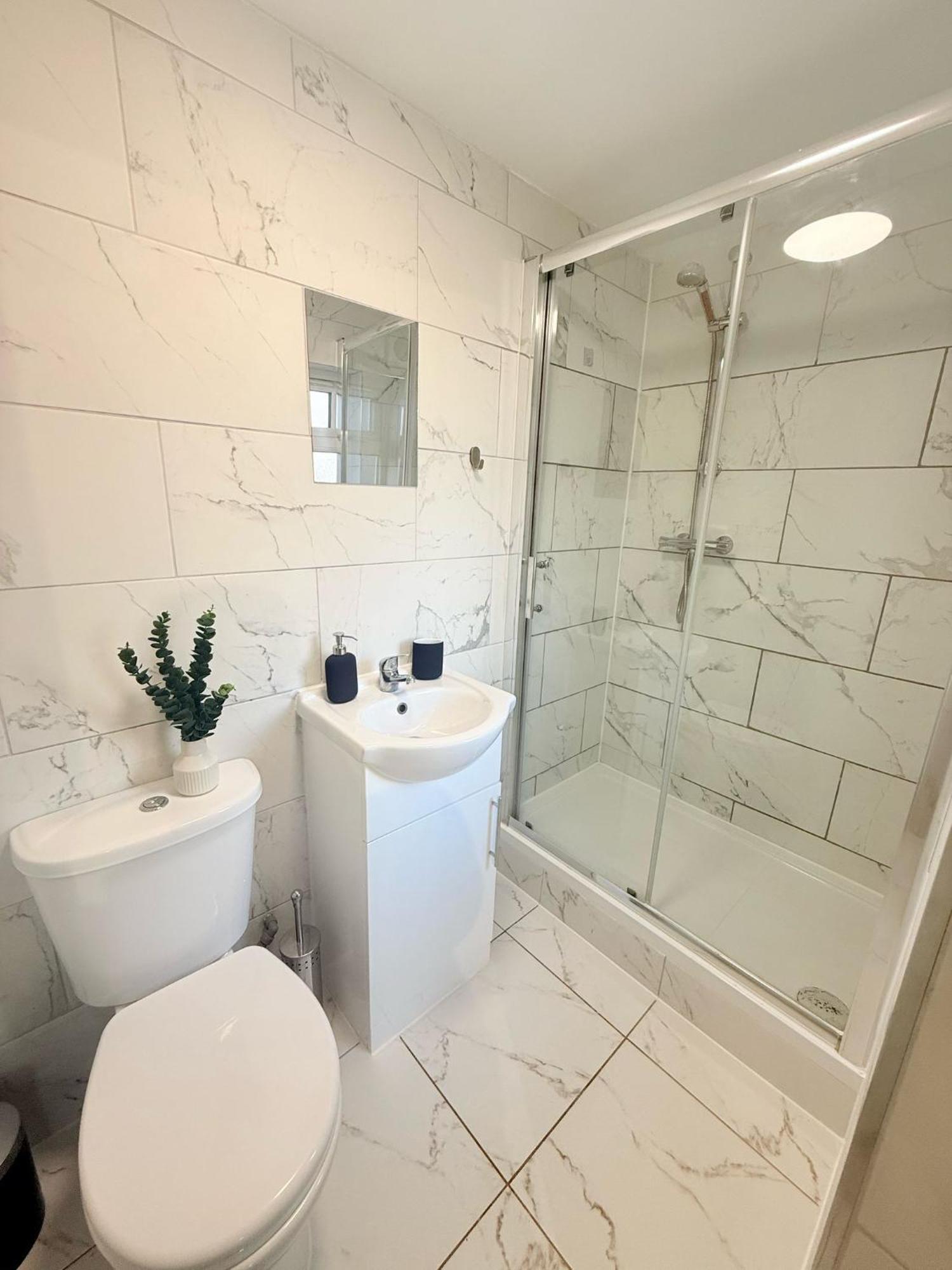 Tottenham En Suites Guest Rooms London Exterior photo