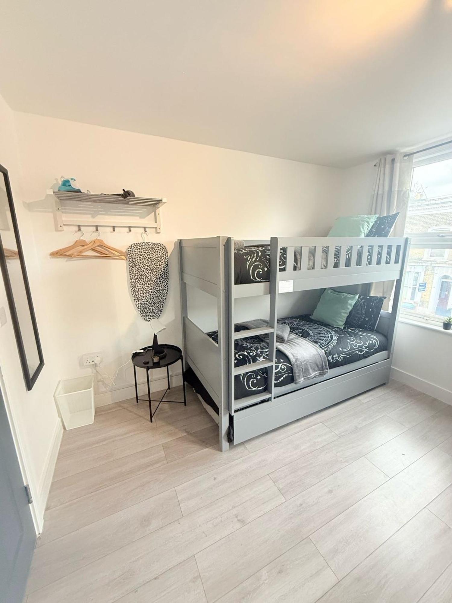 Tottenham En Suites Guest Rooms London Exterior photo