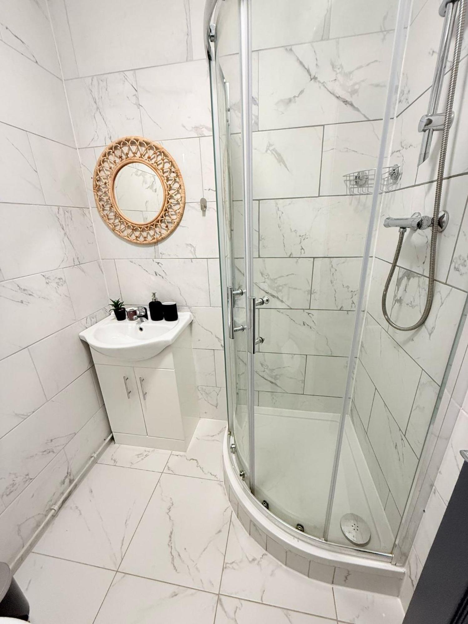 Tottenham En Suites Guest Rooms London Exterior photo